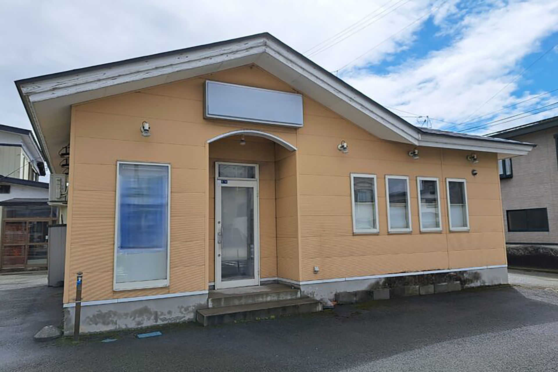 沼田町 貸店舗・貸事務所／15.4万円